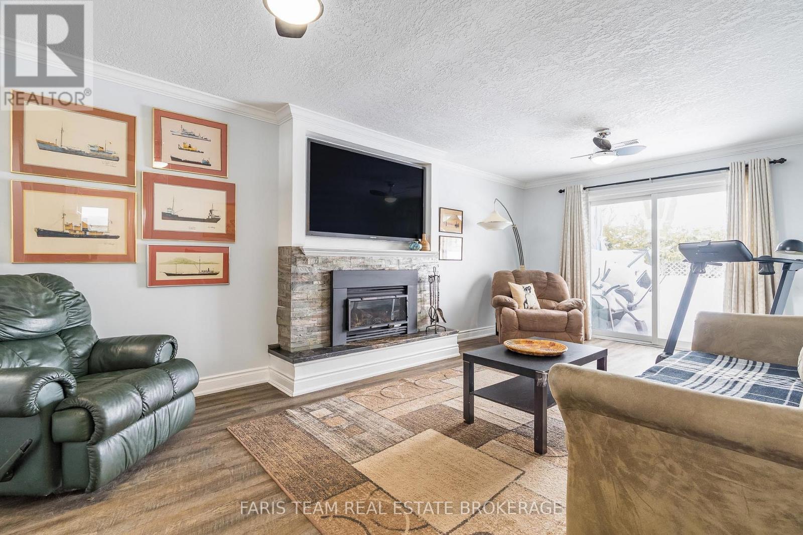 10 Davies Crescent, Barrie, Ontario  L4M 2M3 - Photo 23 - S12829418