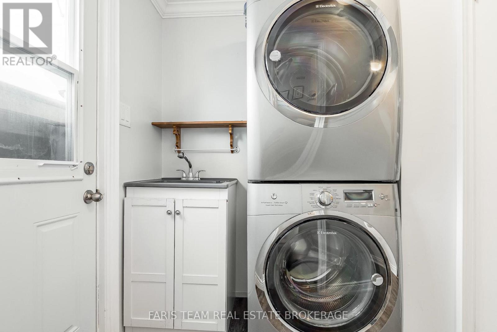 10 Davies Crescent, Barrie, Ontario  L4M 2M3 - Photo 33 - S12829418