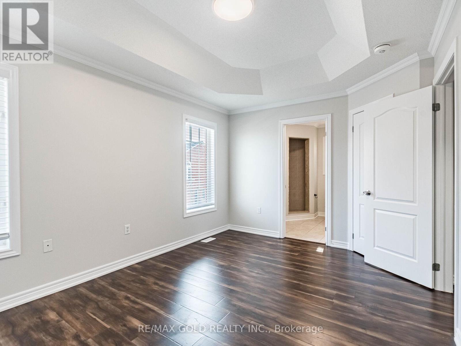 47 Connolly Crescent, Brampton, Ontario  L6R 0G9 - Photo 20 - W12829422