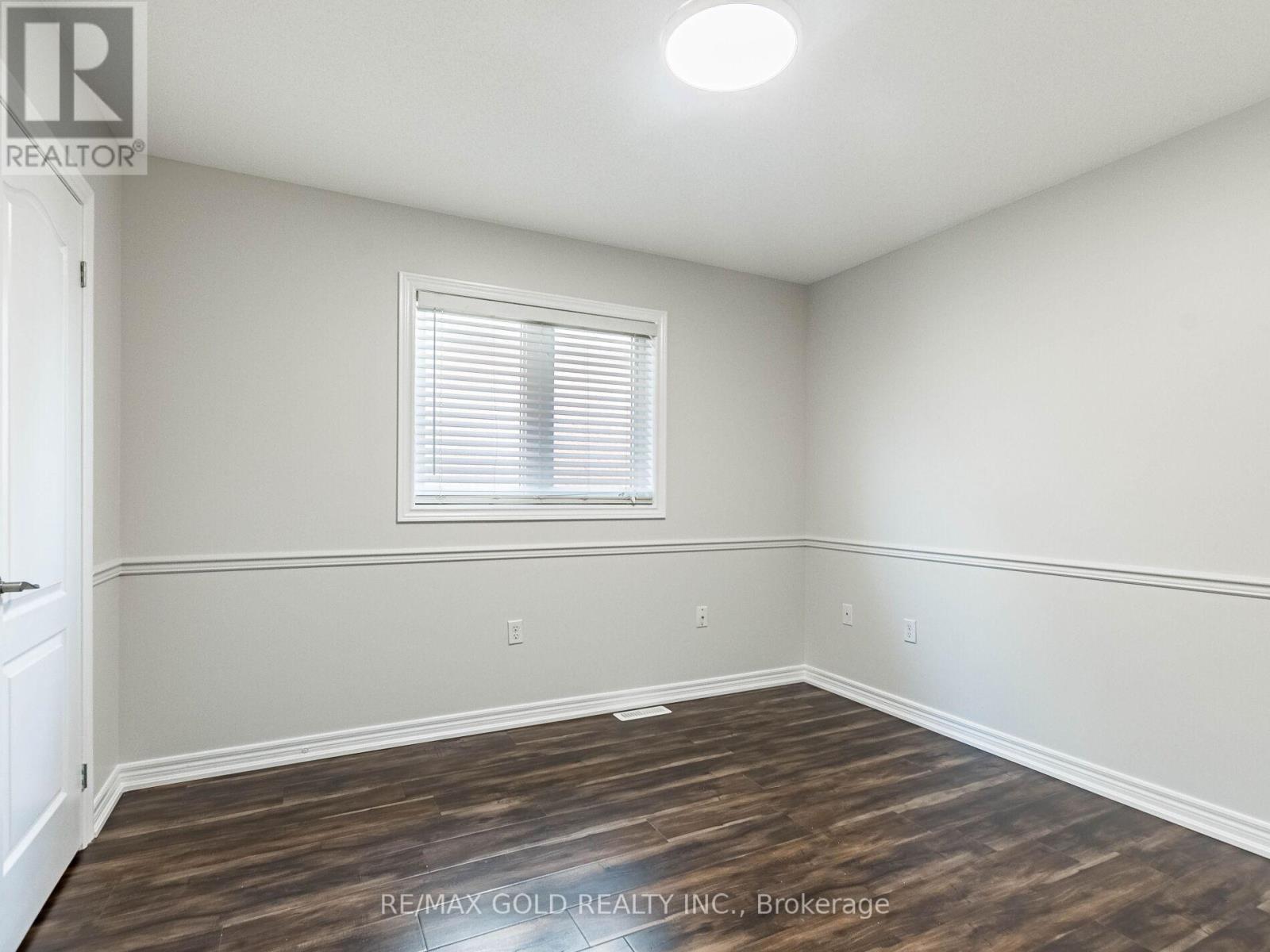 47 Connolly Crescent, Brampton, Ontario  L6R 0G9 - Photo 24 - W12829422