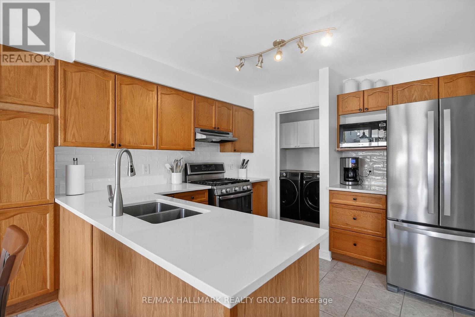 1 Catterick Crescent, Ottawa, Ontario  K2K 3M5 - Photo 10 - X12828760