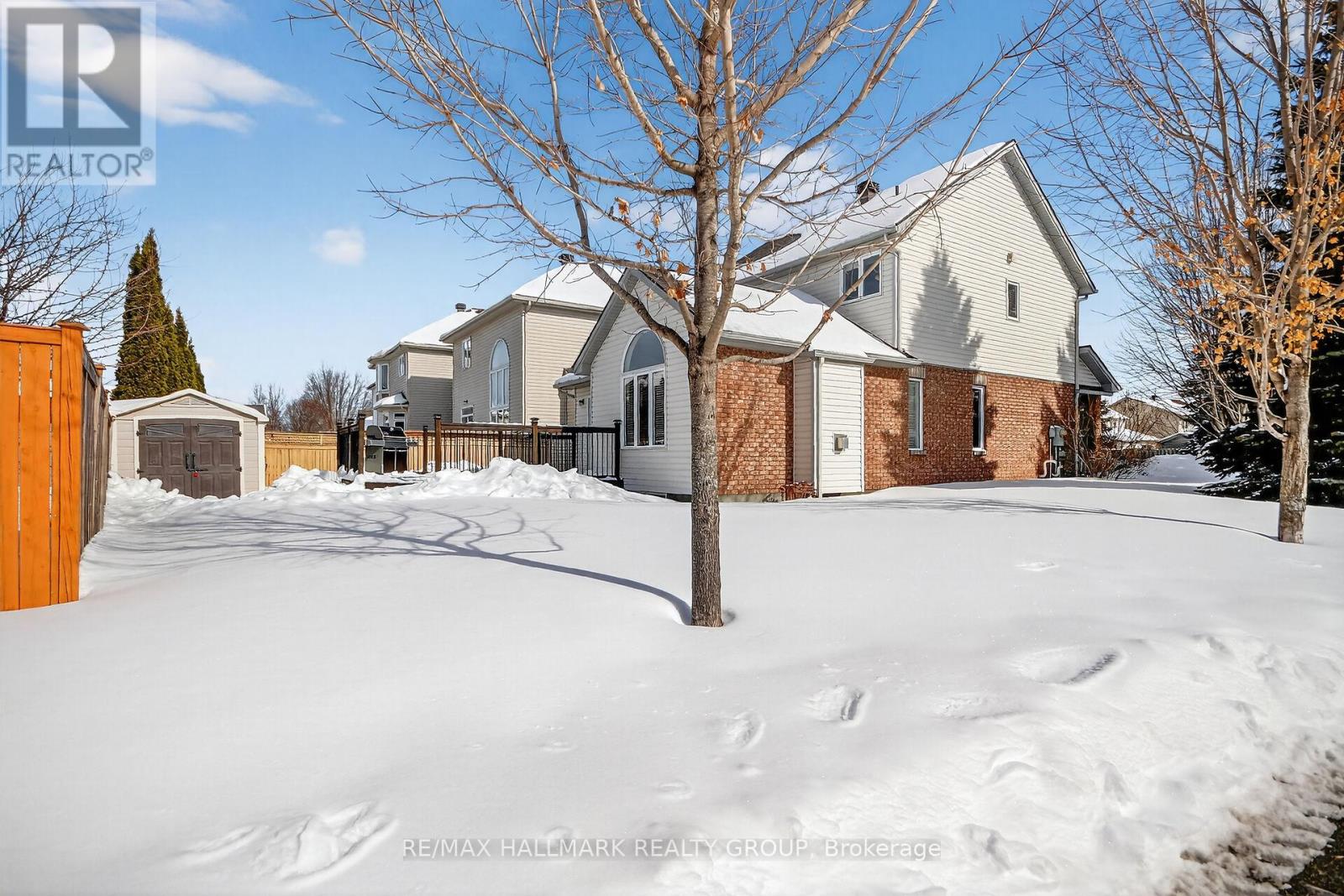 1 Catterick Crescent, Ottawa, Ontario  K2K 3M5 - Photo 4 - X12828760