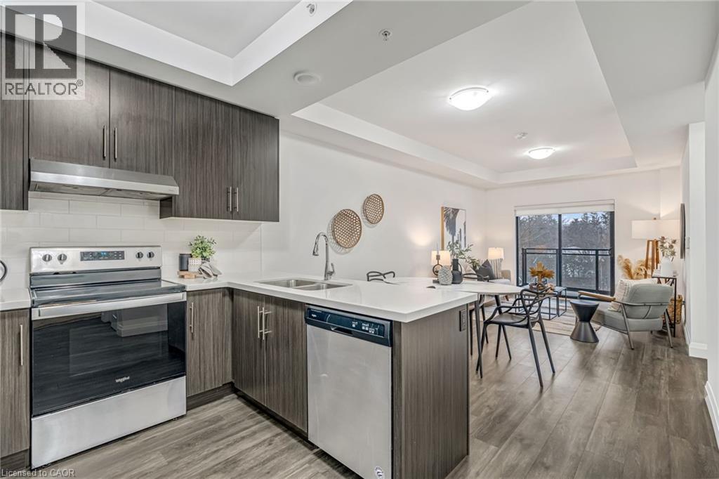 30 Hamilton Street S Unit# 302, Waterdown, Ontario  L8B 1V8 - Photo 3 - 40805945