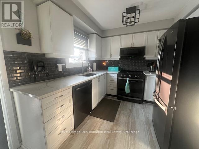 145 Parkside Drive W, Centre Wellington, Ontario  N1M 3M4 - Photo 48 - X12669188