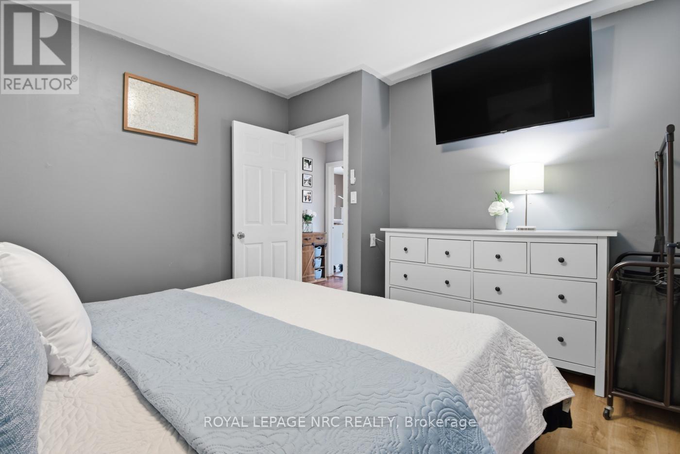 65 St George Street, St. Catharines, Ontario  L2M 5P5 - Photo 10 - X12829430