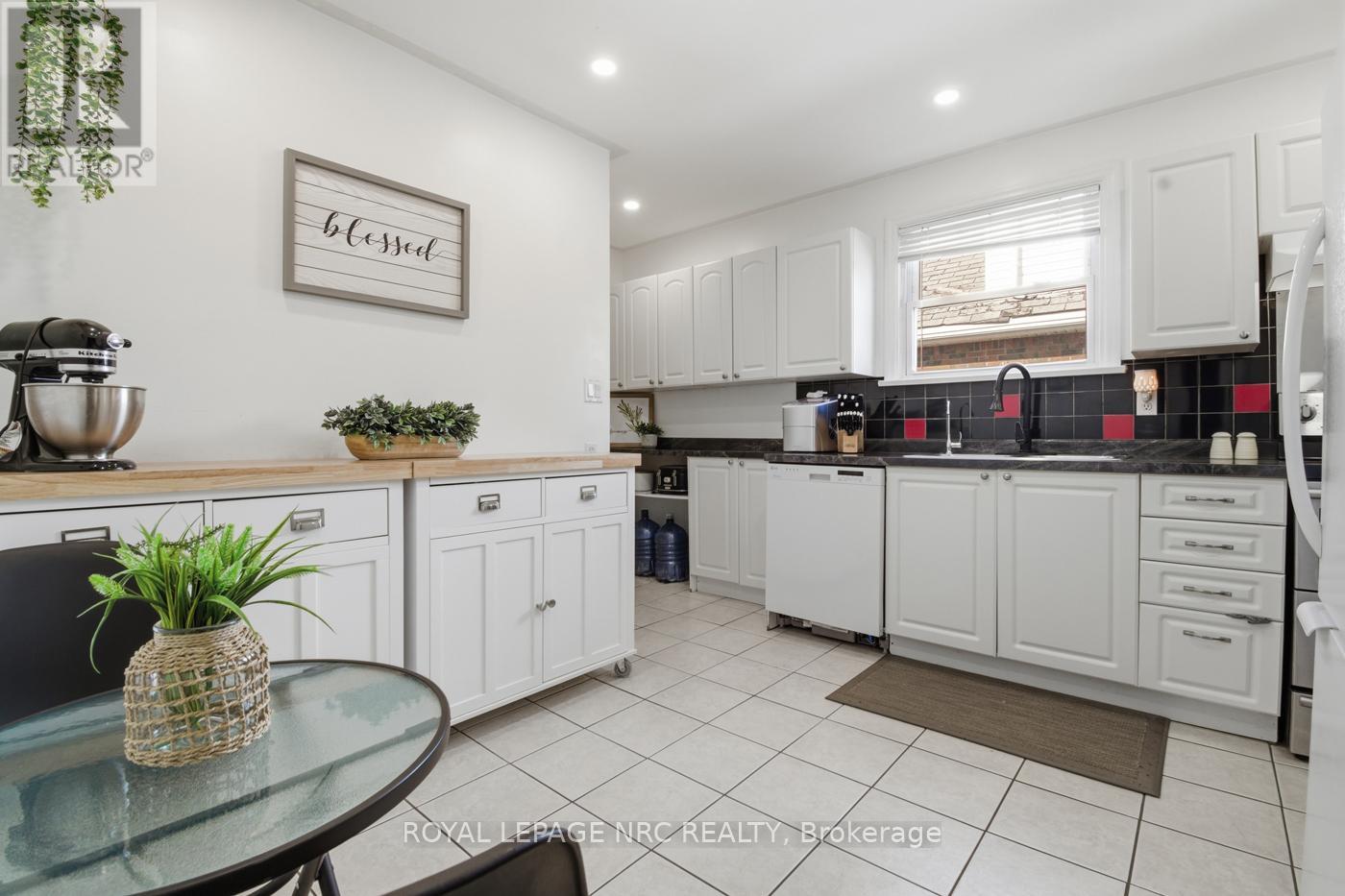 65 St George Street, St. Catharines, Ontario  L2M 5P5 - Photo 7 - X12829430