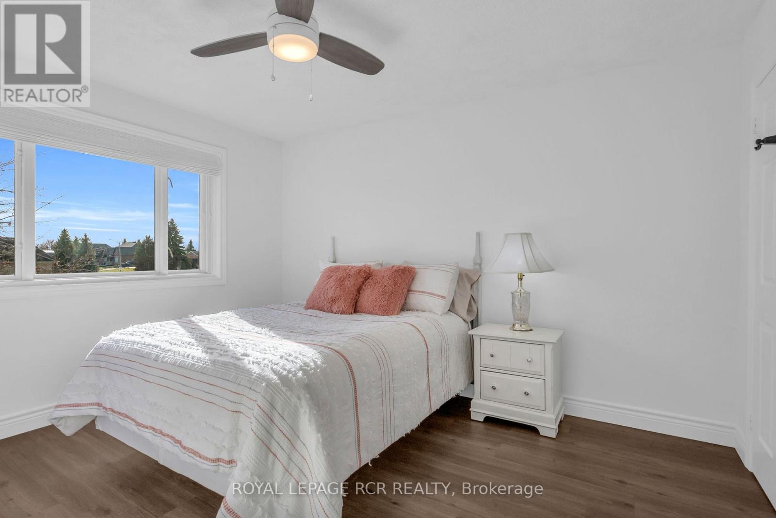 11 Golfview Boulevard, Bradford West Gwillimbury (Bradford), Ontario  L3Z 3Z1 - Photo 21 - N12829436