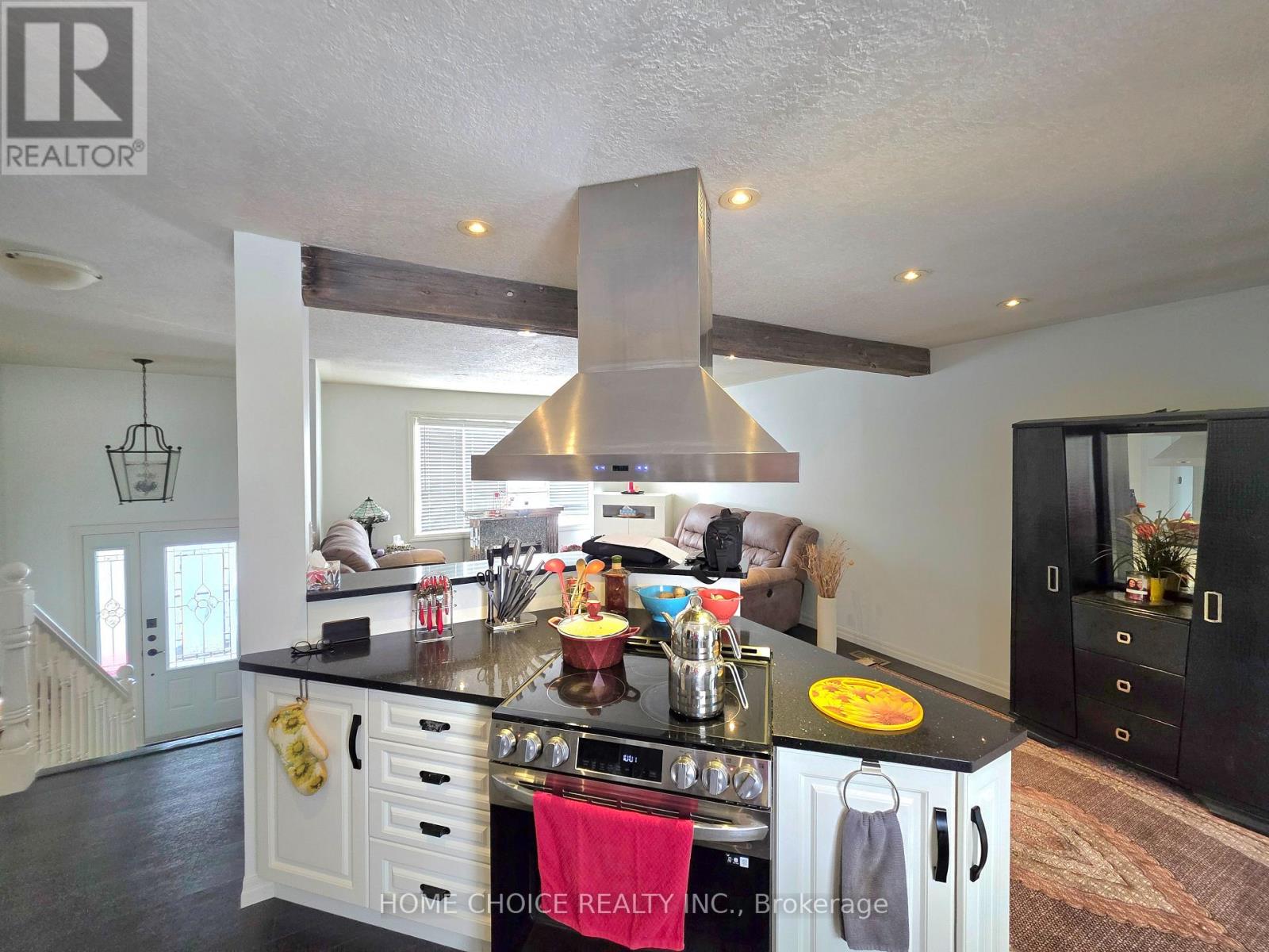 637 Pineridge Road, Waterloo, Ontario  N2L 5N6 - Photo 14 - X12829432