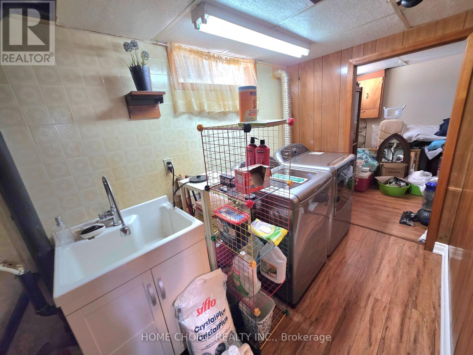 637 Pineridge Road, Waterloo, Ontario  N2L 5N6 - Photo 36 - X12829432