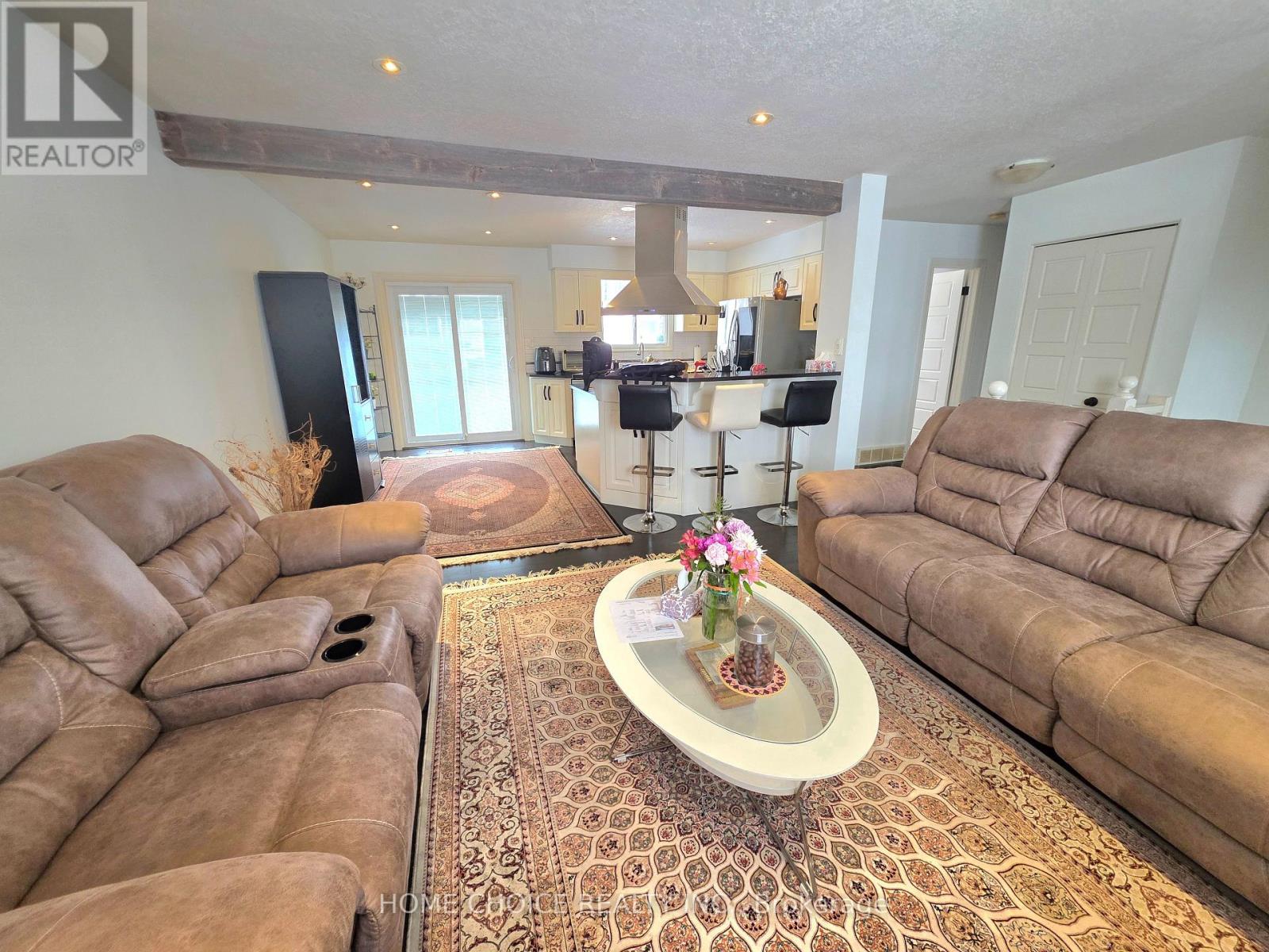 637 Pineridge Road, Waterloo, Ontario  N2L 5N6 - Photo 8 - X12829432