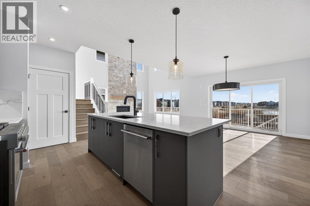 709 Dawson Common, Chestermere, Alberta  T1X 1Z7 - Photo 10 - A2286486