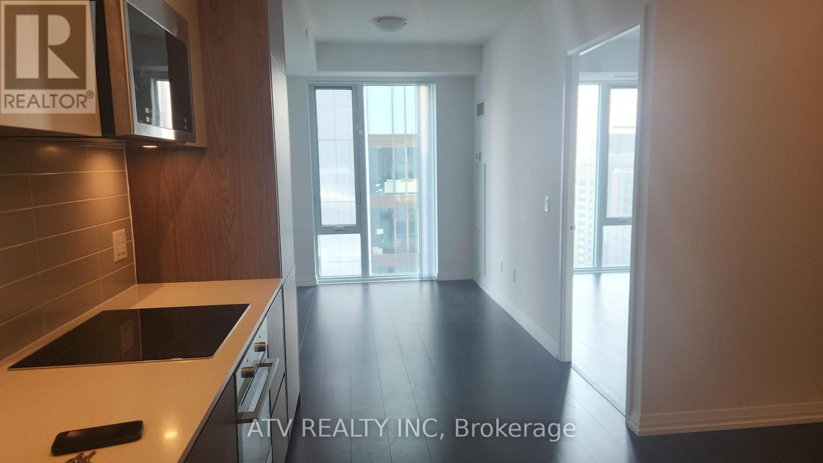 4822 - 28 Widmer Street, Toronto (Waterfront Communities), Ontario  M5V 0T2 - Photo 7 - C12828476