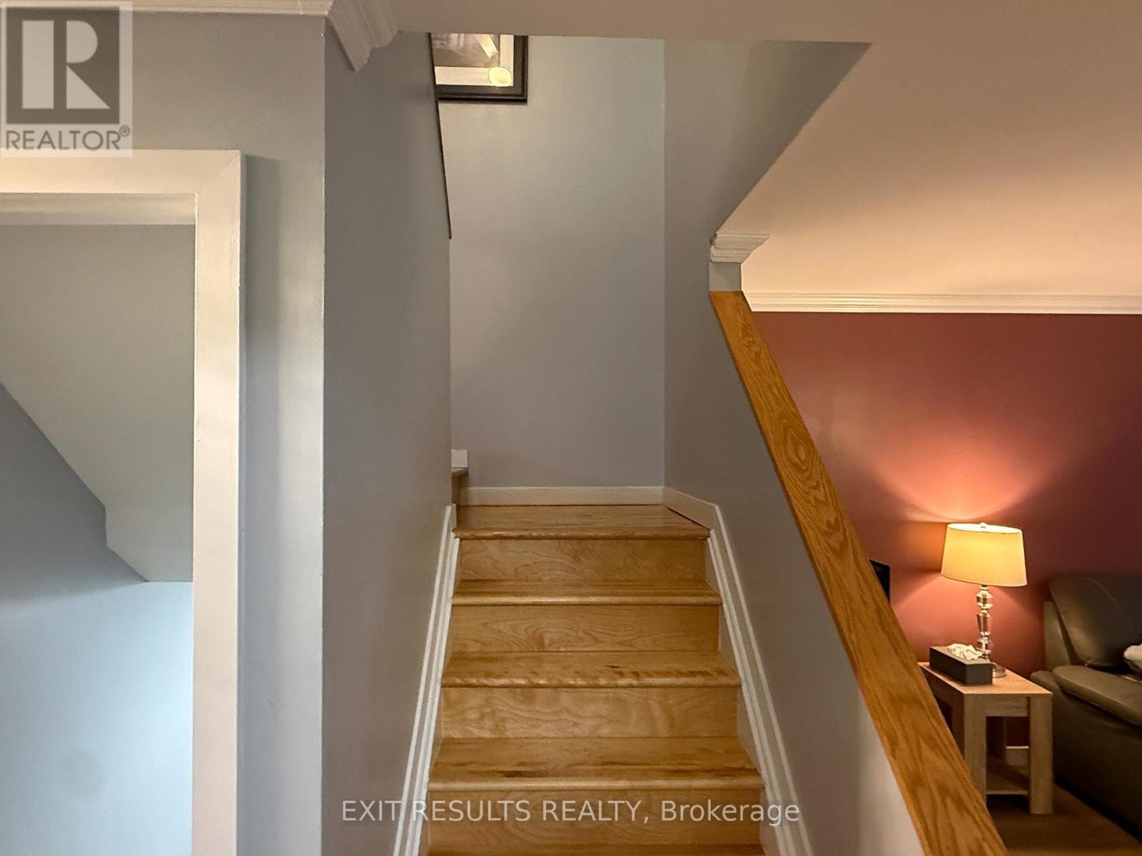 1090 Dianne Avenue, Clarence-Rockland, Ontario  K4K 1G7 - Photo 21 - X12498264