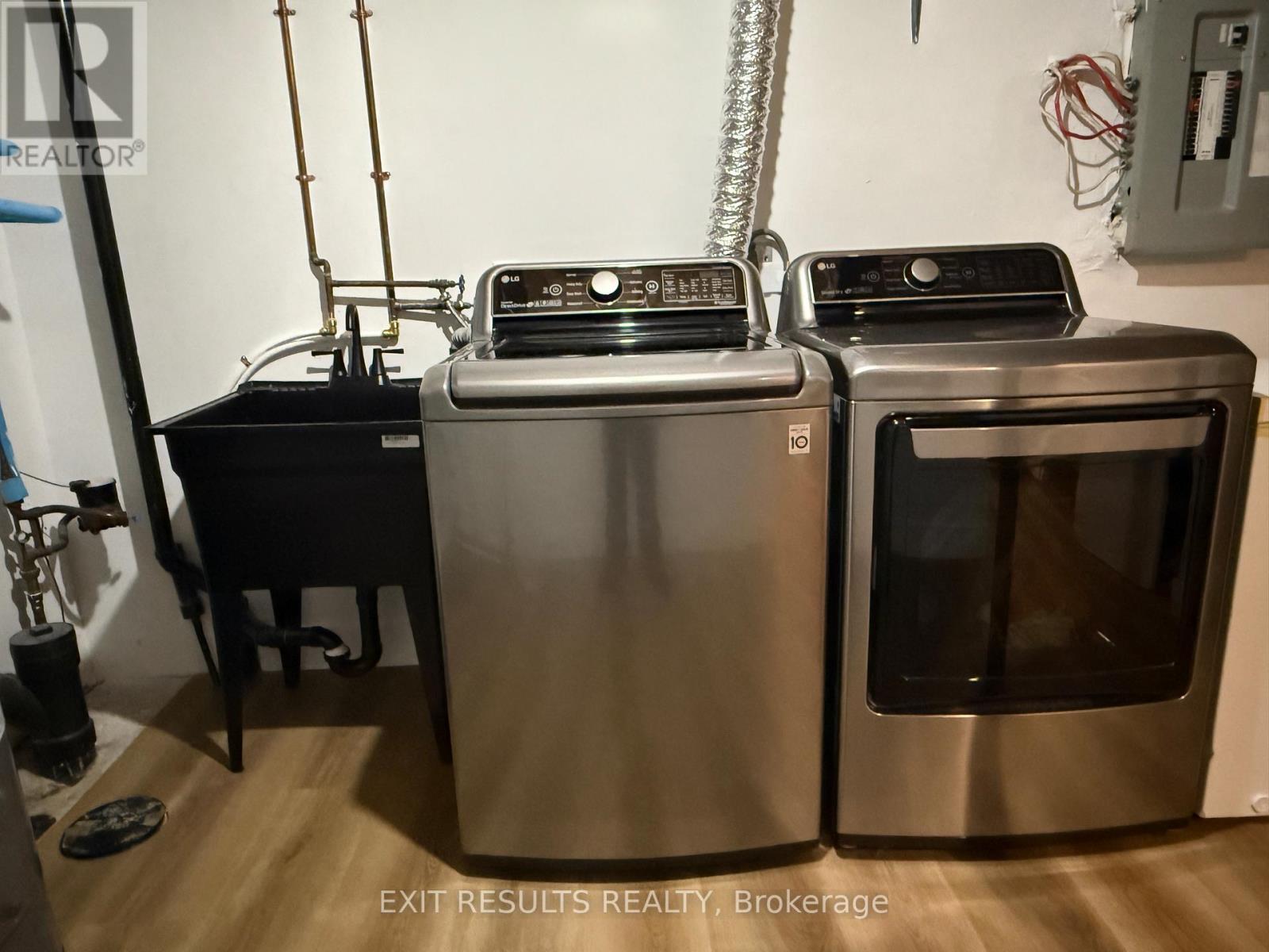 1090 Dianne Avenue, Clarence-Rockland, Ontario  K4K 1G7 - Photo 44 - X12498264