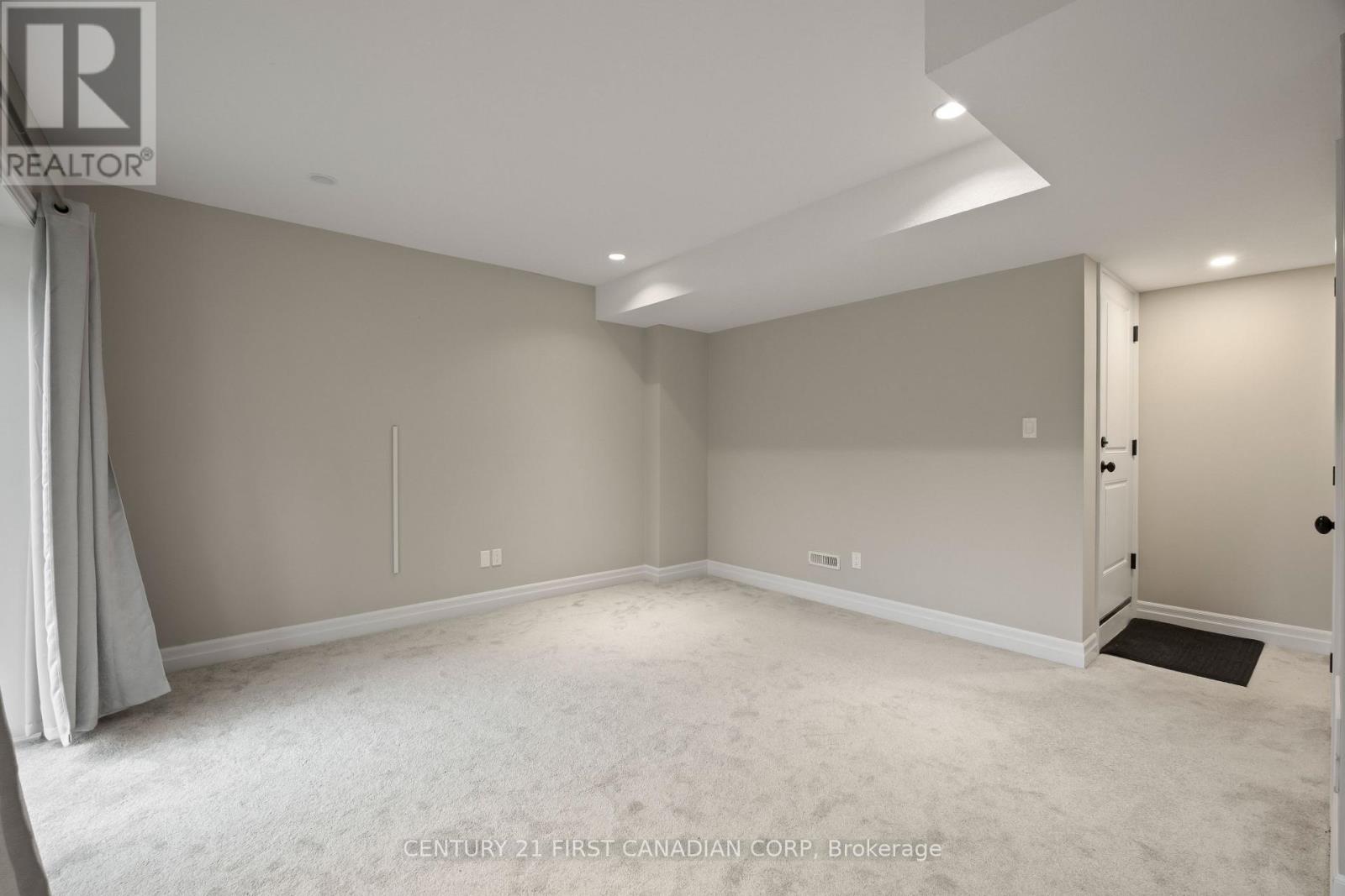 2 - 555 Sunningdale Road E, London North, Ontario  N5X 4B3 - Photo 36 - X12829444