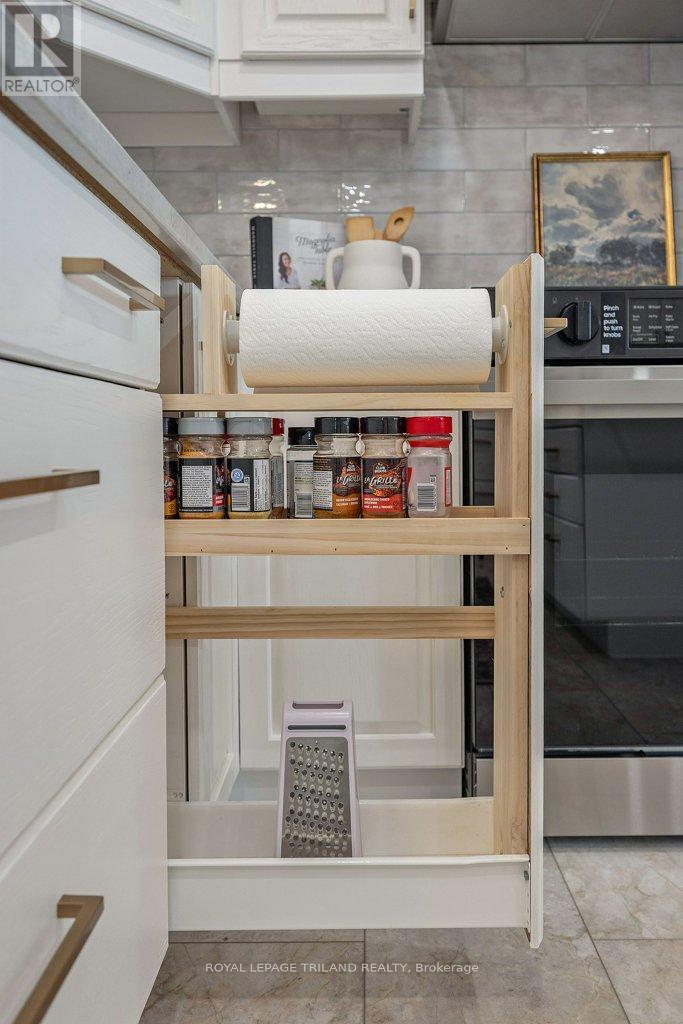 112 Burnside Drive, London East, Ontario  N5V 1B5 - Photo 14 - X12829462