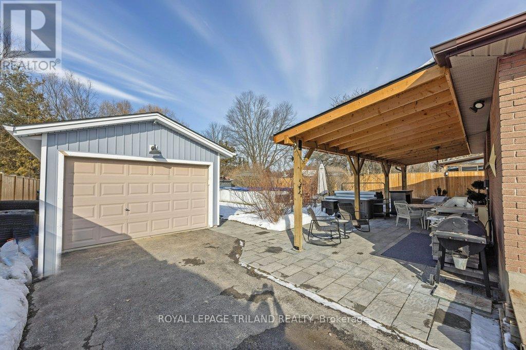 112 Burnside Drive, London East, Ontario  N5V 1B5 - Photo 33 - X12829462