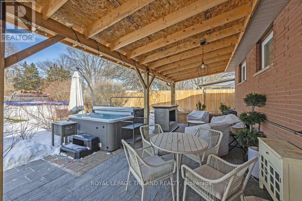 112 Burnside Drive, London East, Ontario  N5V 1B5 - Photo 35 - X12829462