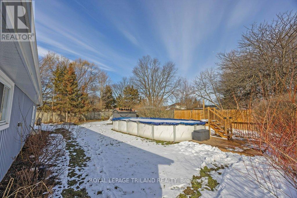 112 Burnside Drive, London East, Ontario  N5V 1B5 - Photo 37 - X12829462