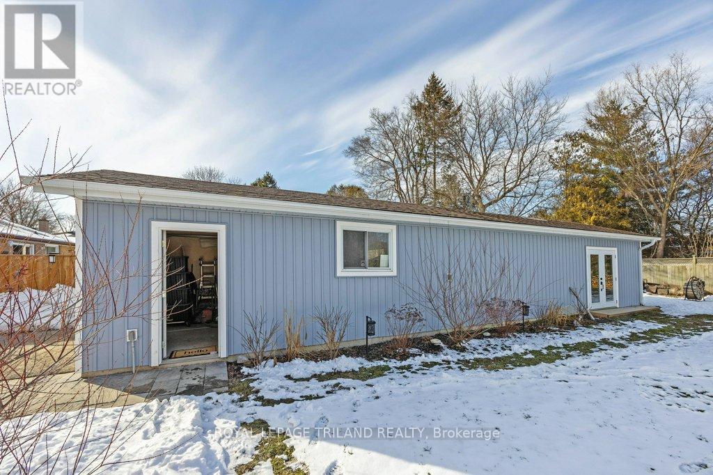 112 Burnside Drive, London East, Ontario  N5V 1B5 - Photo 40 - X12829462