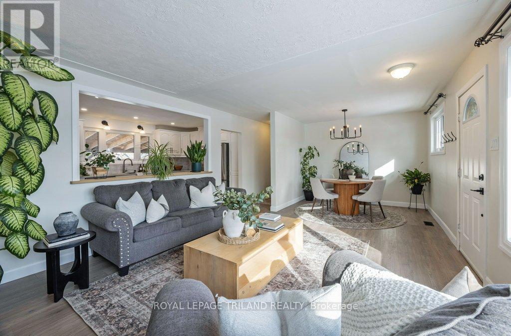 112 Burnside Drive, London East, Ontario  N5V 1B5 - Photo 6 - X12829462