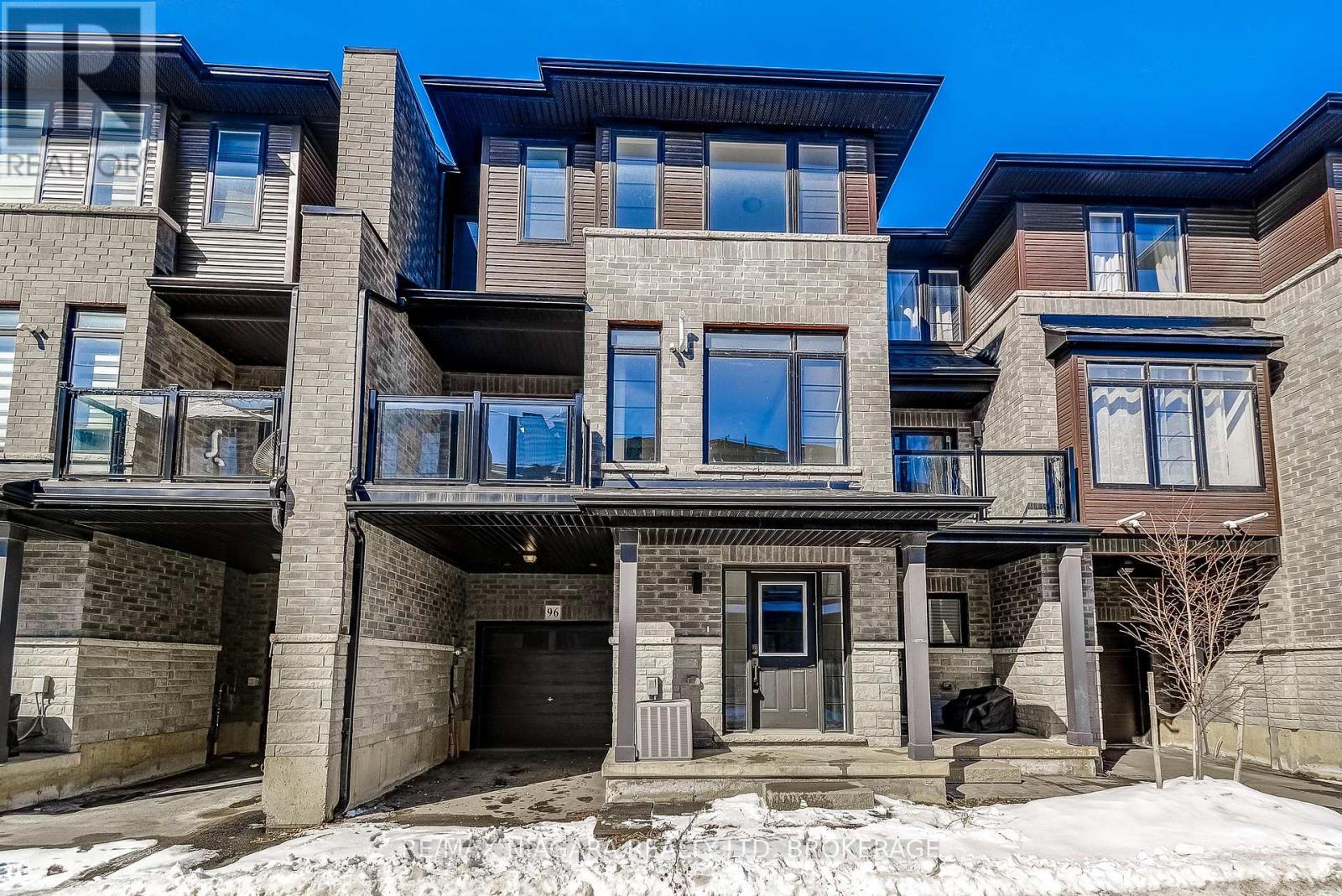 461 Blackburn Street, Brantford, Ontario  N3T 0W9 - Photo 1 - X12829458