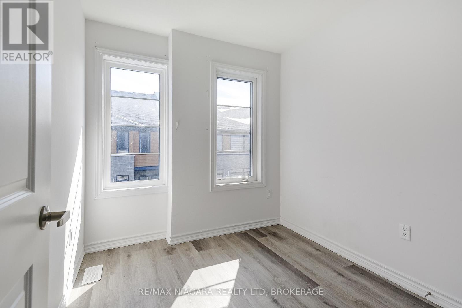 461 Blackburn Street, Brantford, Ontario  N3T 0W9 - Photo 29 - X12829458