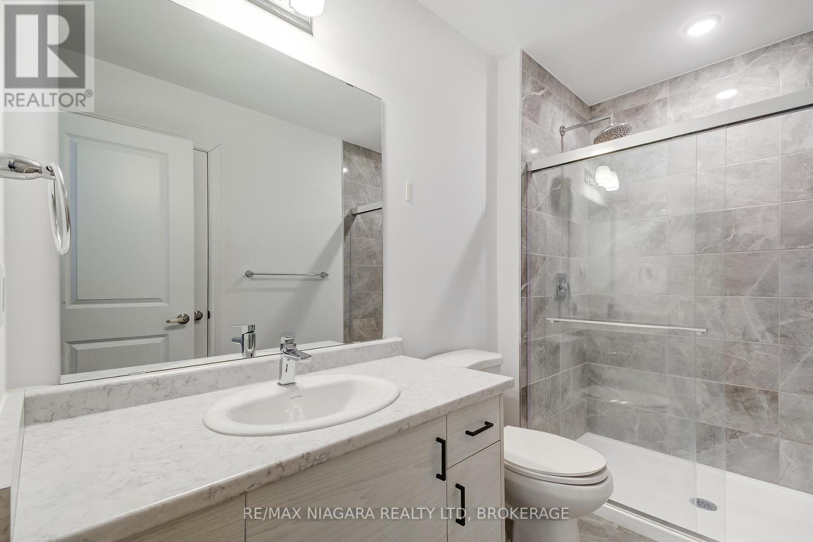 461 Blackburn Street, Brantford, Ontario  N3T 0W9 - Photo 38 - X12829458