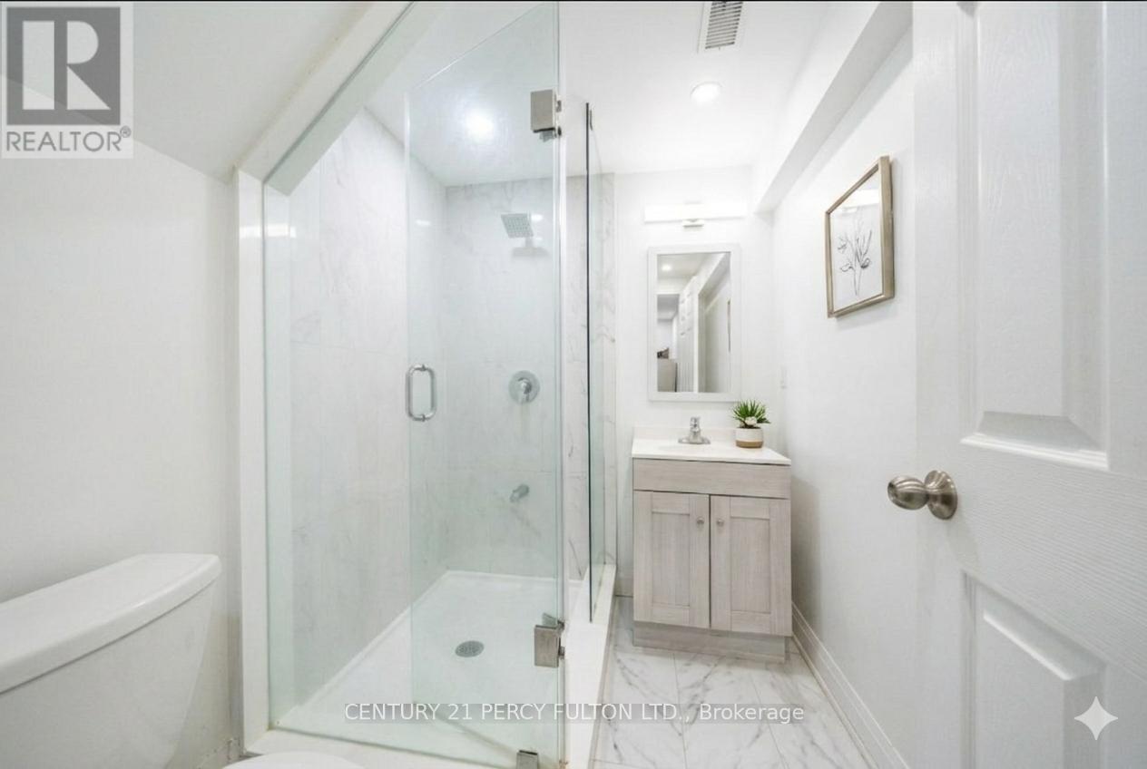 17 Dakin Drive, Ajax, Ontario  L1T 2R8 - Photo 15 - E12829214