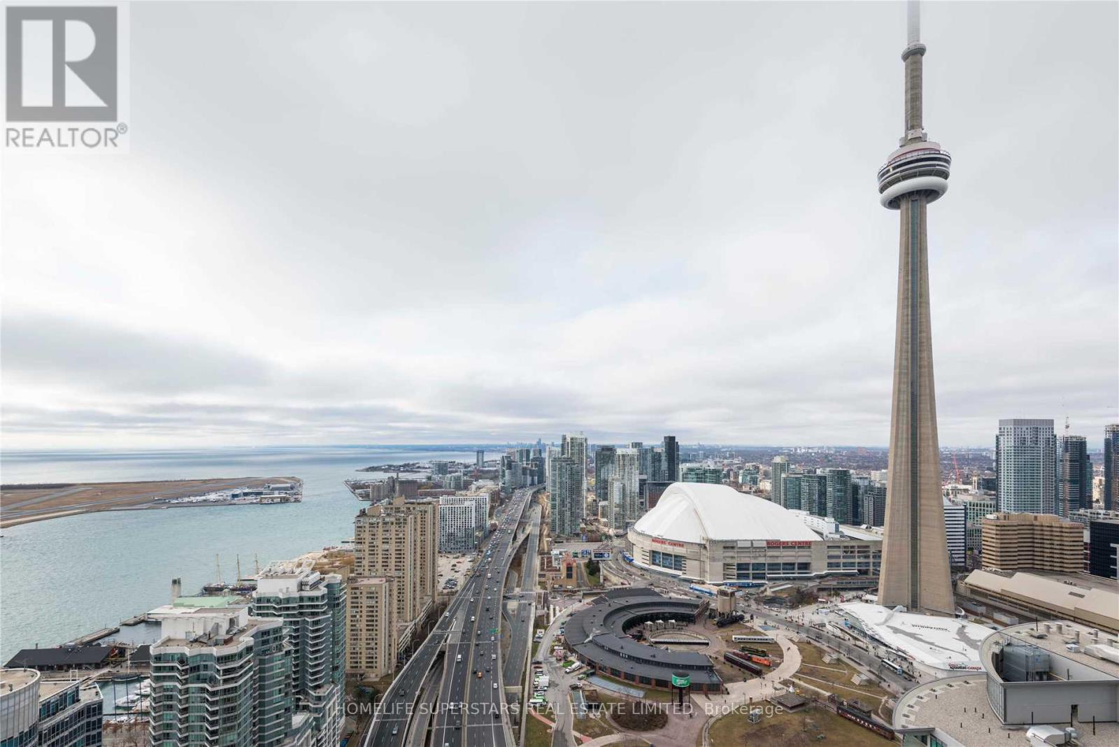 6212 - 10 York Street, Toronto (Waterfront Communities), Ontario  M5J 2Z2 - Photo 13 - C12829474