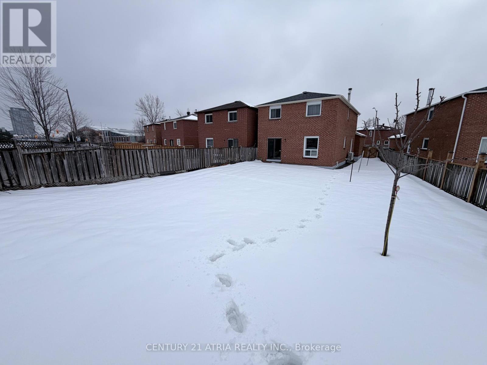 79 Maitland Drive, Markham, Ontario  L3R 4T6 - Photo 6 - N12829468