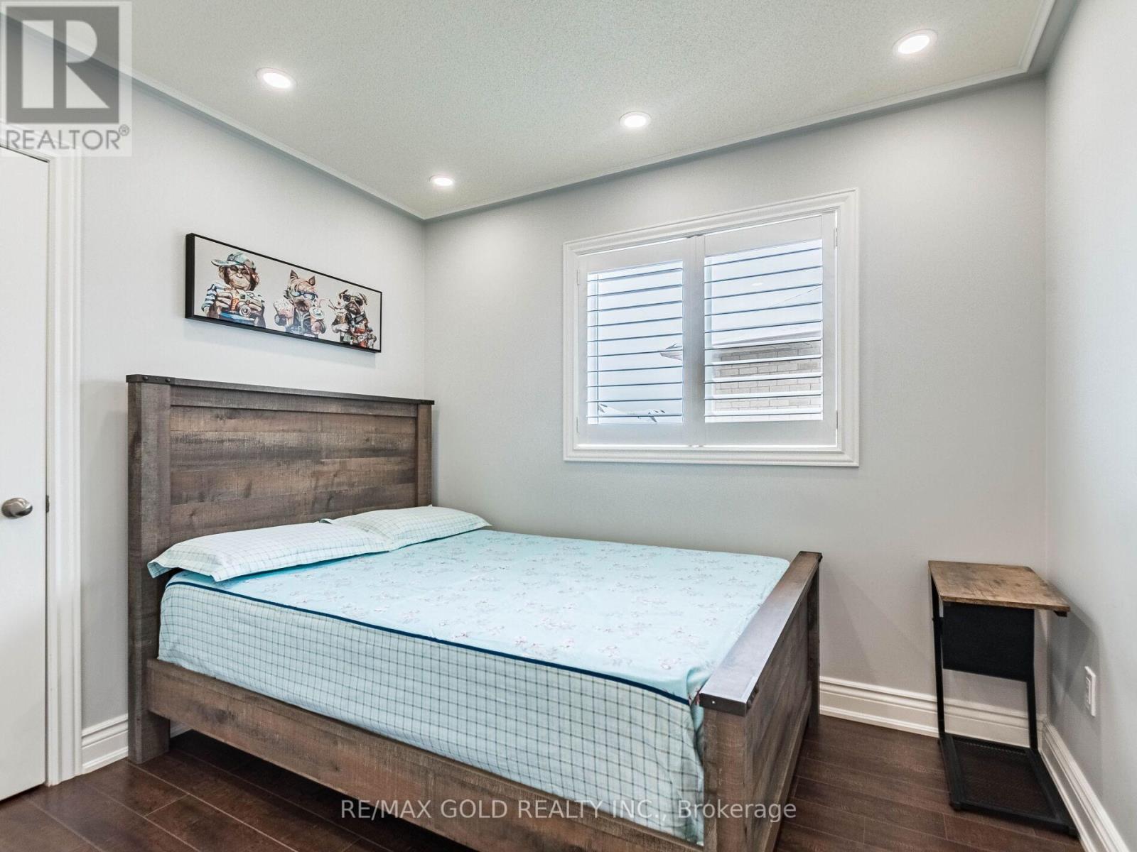 11 Allangrove Drive, Brampton, Ontario  L7A 2M4 - Photo 24 - W12829446