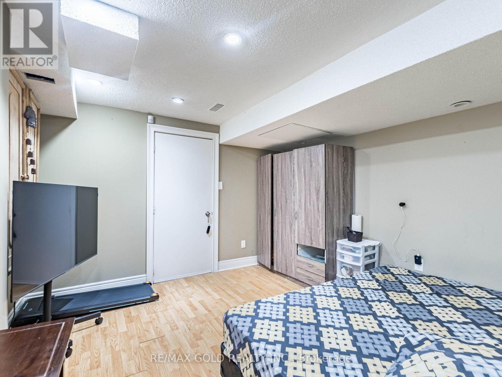 11 Allangrove Drive, Brampton, Ontario  L7A 2M4 - Photo 30 - W12829446