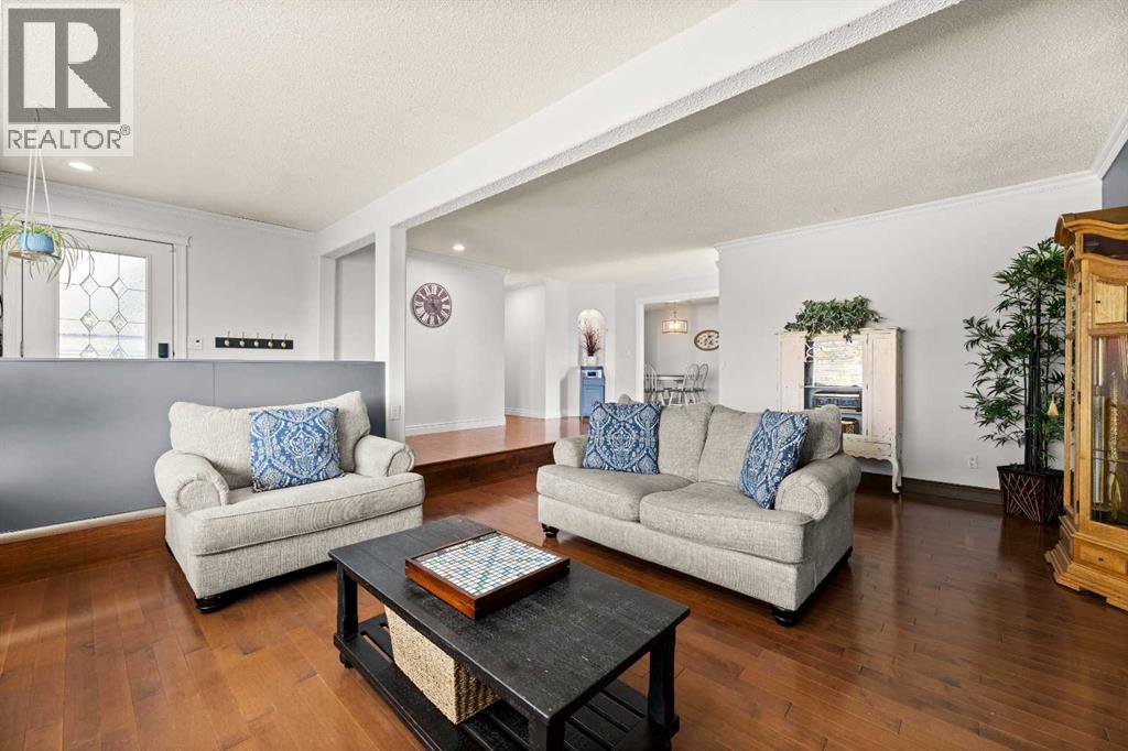 284016 Range Road 275, Rural Rocky View County, Alberta  T0M 0S0 - Photo 5 - A2282132