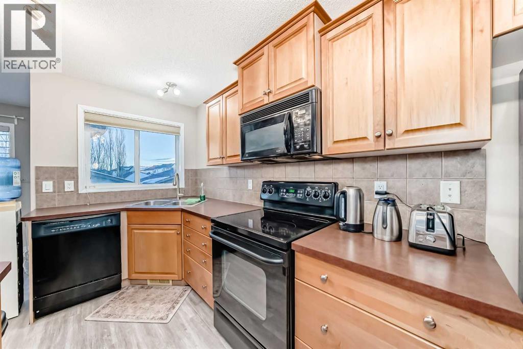 119 Evermeadow Avenue Sw, Calgary, Alberta  T2Y 5E5 - Photo 10 - A2288768