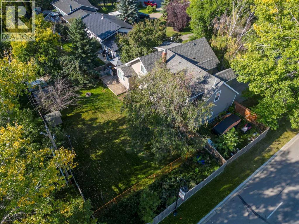 1919 14 Street, Didsbury, Alberta  T0M 0W0 - Photo 2 - A2265994