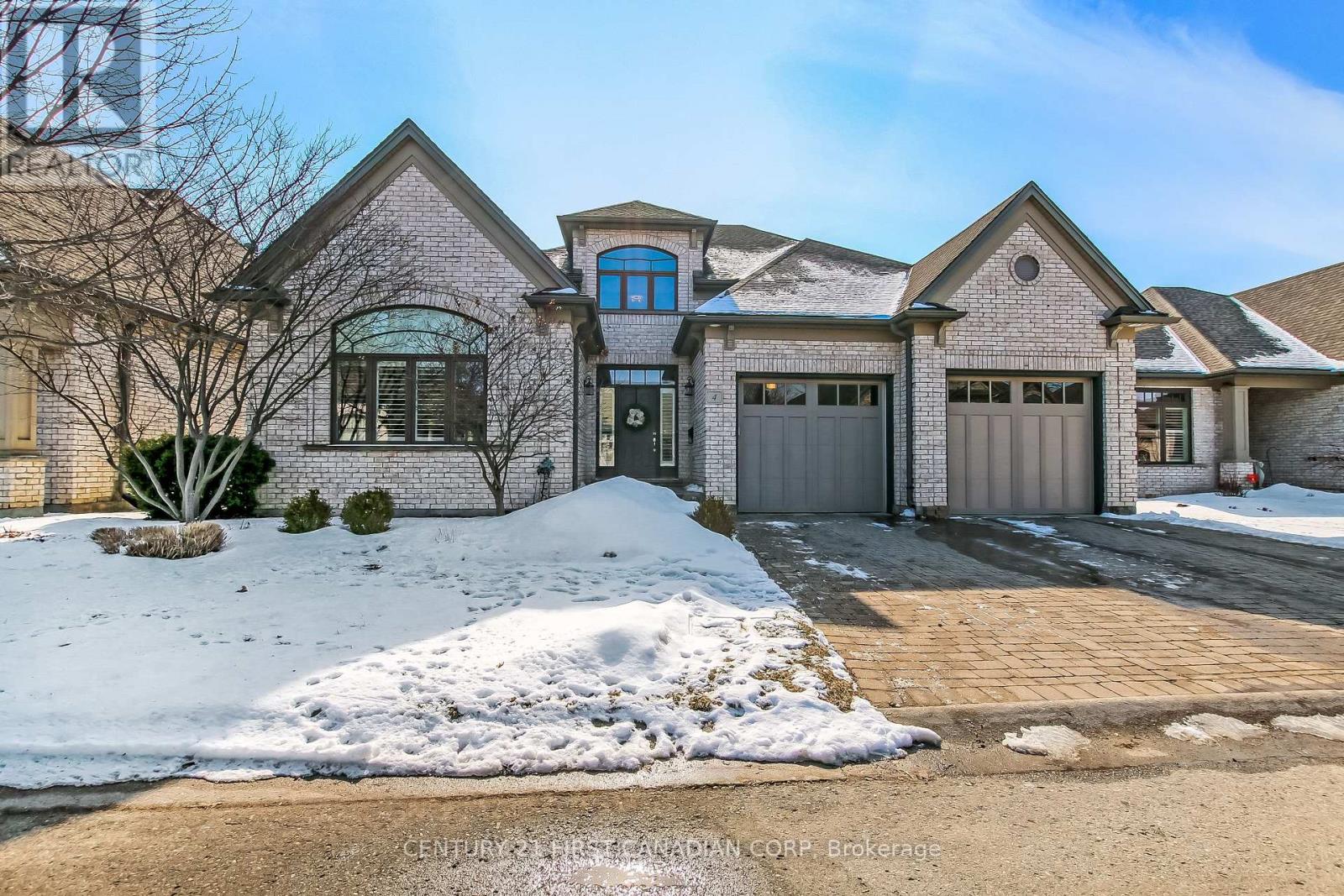 #4 - 2014 VALLEYRUN BOULEVARD, London North, Ontario