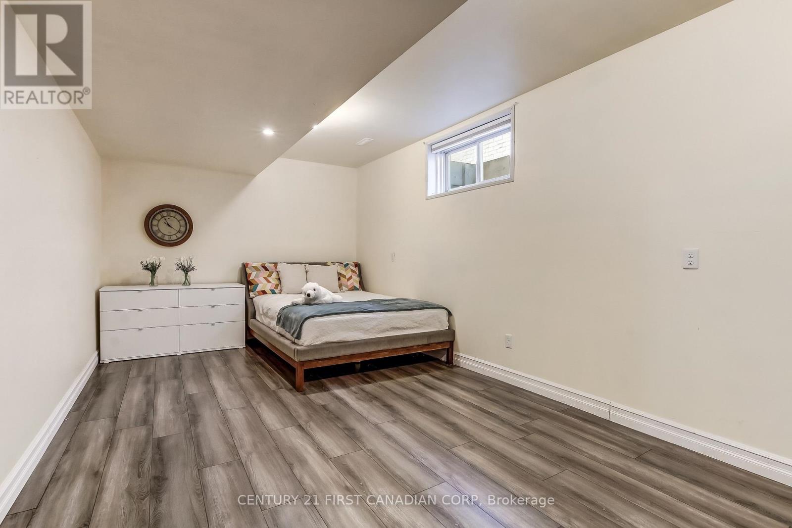 #4 - 2014 Valleyrun Boulevard, London North, Ontario  N6G 5M8 - Photo 23 - X12829480