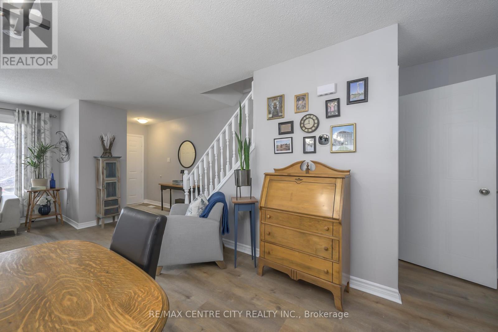 245 Martinet Avenue, London East, Ontario  N5V 4B2 - Photo 10 - X12829516