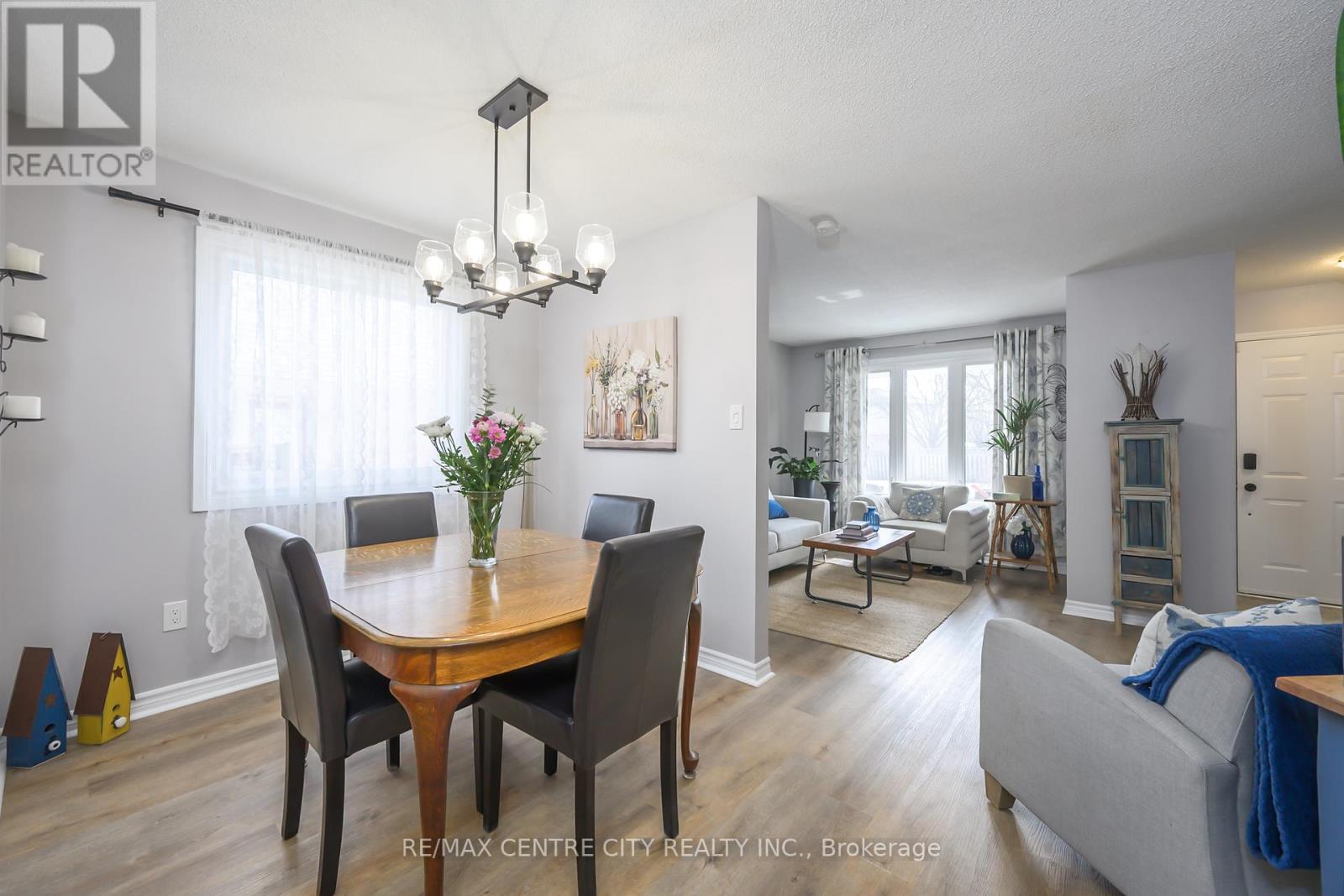 245 Martinet Avenue, London East, Ontario  N5V 4B2 - Photo 9 - X12829516