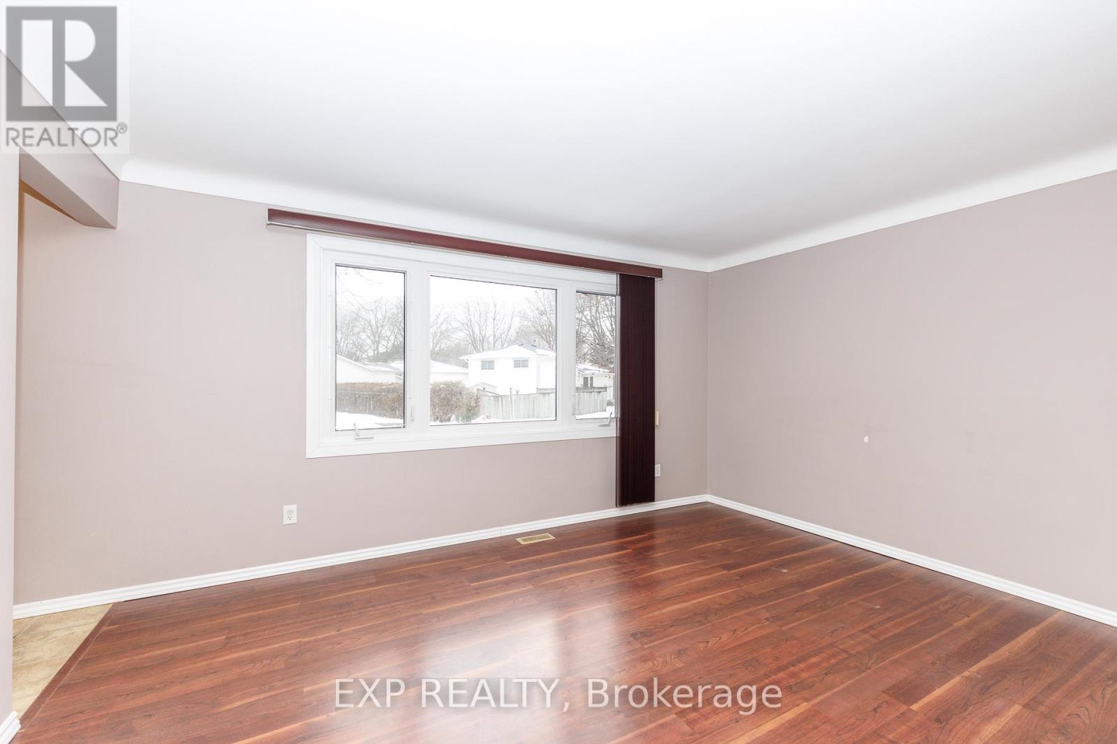 3312 Addison Avenue, Niagara Falls, Ontario  L2J 3L1 - Photo 7 - X12825982