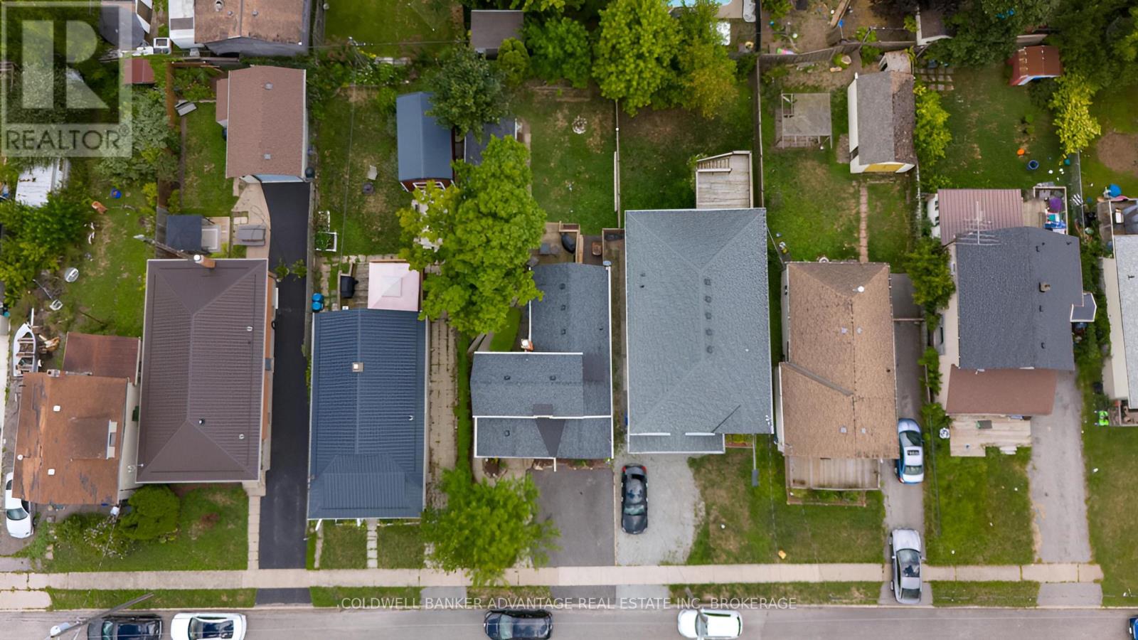 10 Antwerp Street, St. Catharines, Ontario  L2S 1J8 - Photo 3 - X12829492