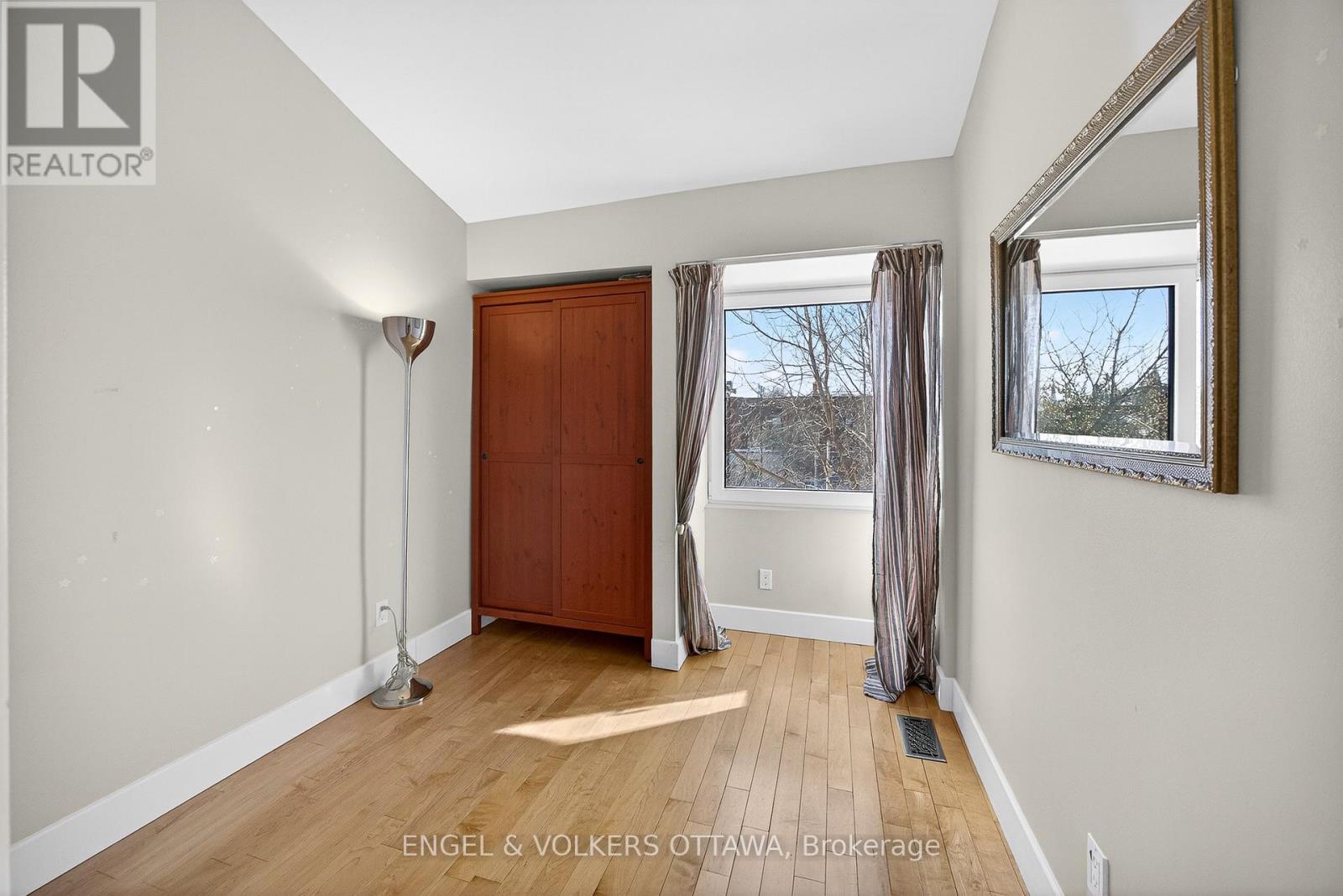 8 - 251 Bruyere Street, Ottawa, Ontario  K1N 5E5 - Photo 24 - X12661382