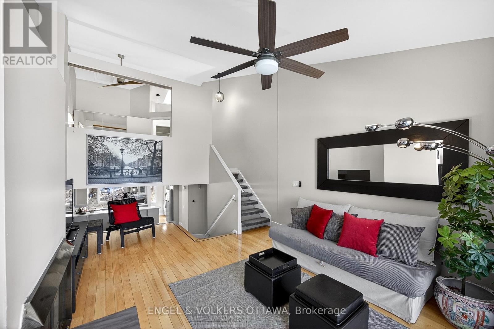 8 - 251 Bruyere Street, Ottawa, Ontario  K1N 5E5 - Photo 16 - X12661382