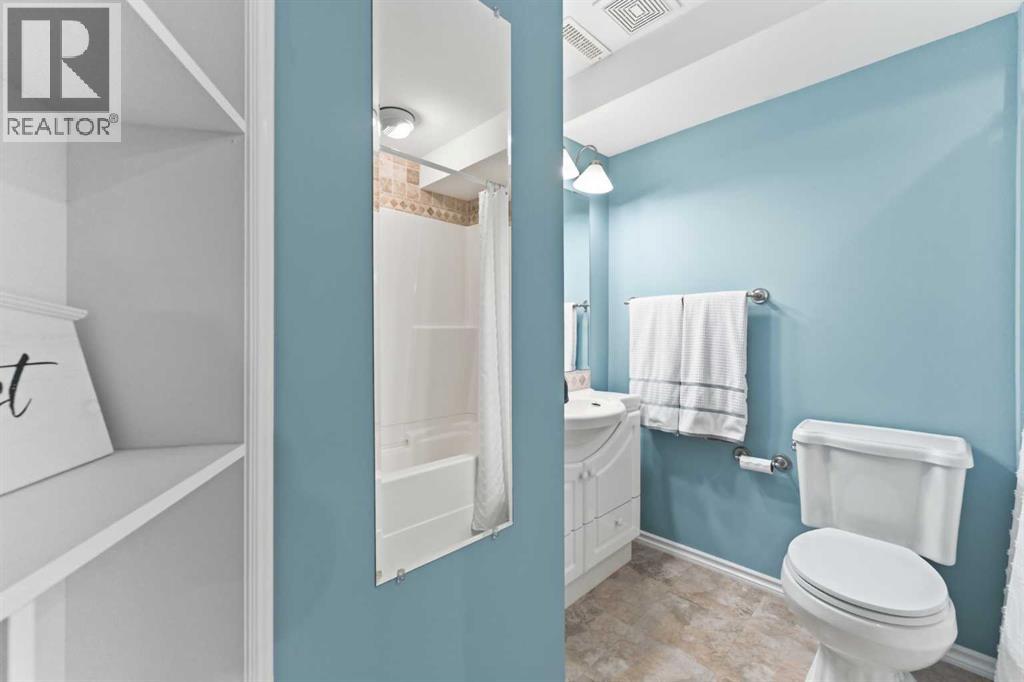 84 Mt Apex Green Se, Calgary, Alberta  T2Z 2V3 - Photo 29 - A2288553