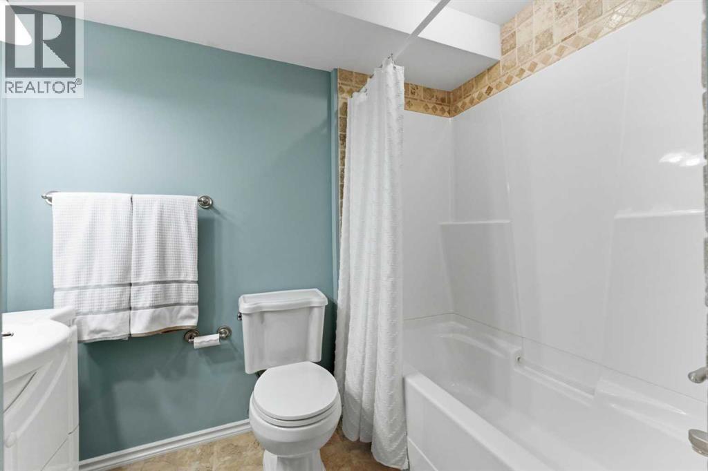 84 Mt Apex Green Se, Calgary, Alberta  T2Z 2V3 - Photo 31 - A2288553