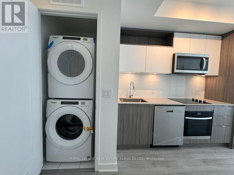 2213 - 70 Princess Street E, Toronto, Ontario  M5A 0X6 - Photo 7 - C12829504