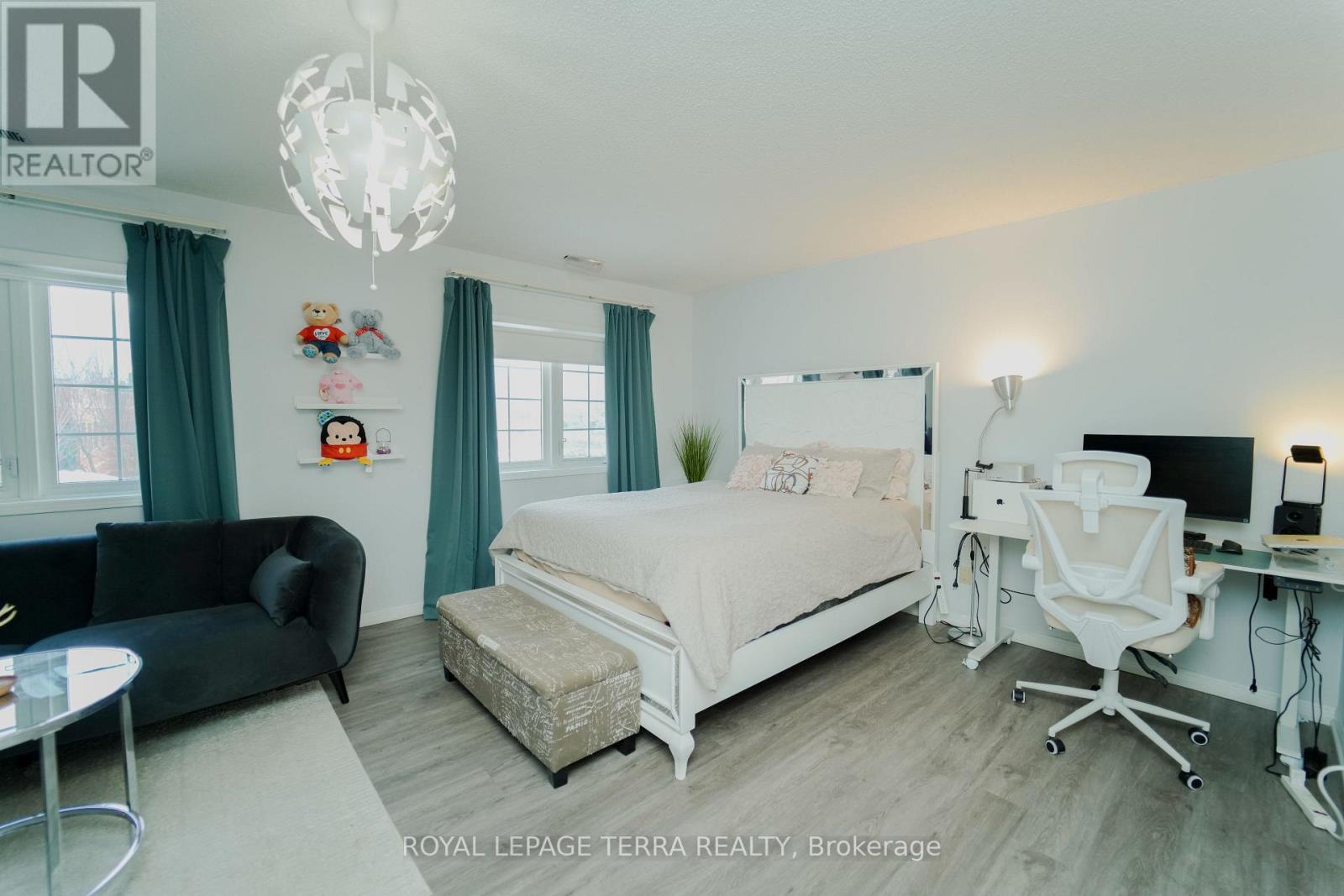 702 - 1400 The Esplanade N, Pickering, Ontario  L1V 6V2 - Photo 13 - E12829490