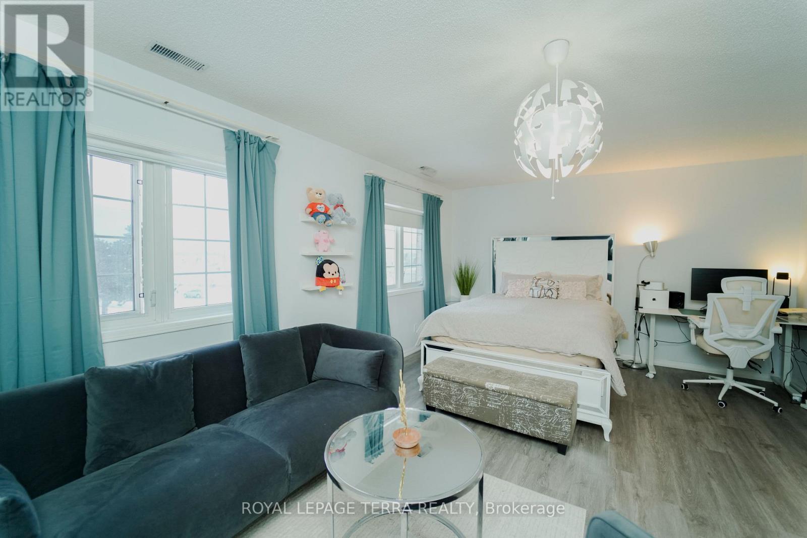 702 - 1400 The Esplanade N, Pickering, Ontario  L1V 6V2 - Photo 15 - E12829490