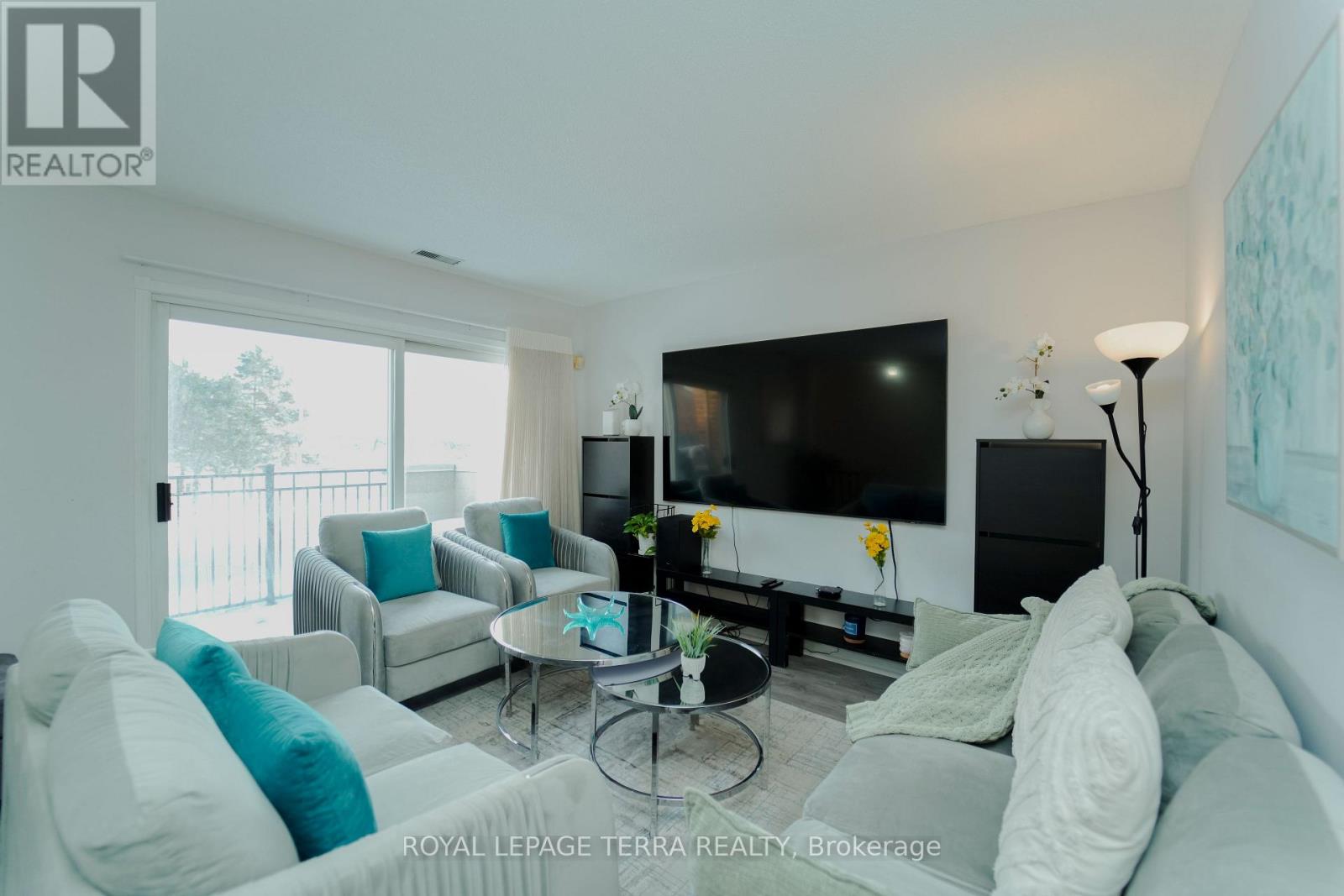 702 - 1400 The Esplanade N, Pickering, Ontario  L1V 6V2 - Photo 3 - E12829490